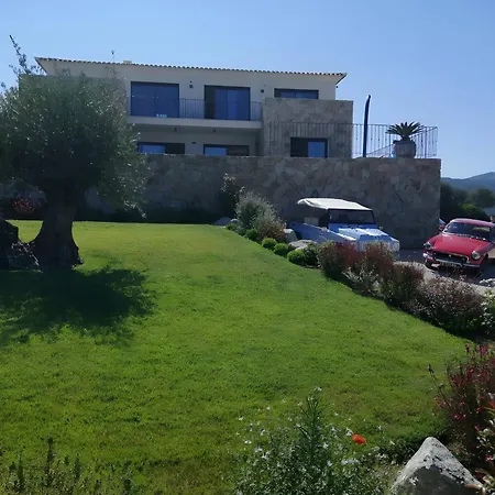 D'hotes Piscine Ile Rousse 3*