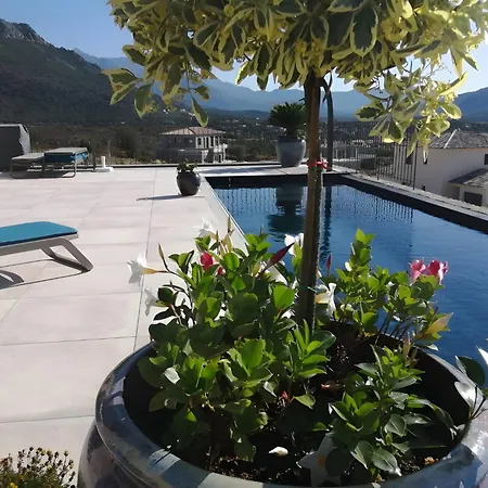 D'hotes Piscine Ile Rousse Bed & Breakfast