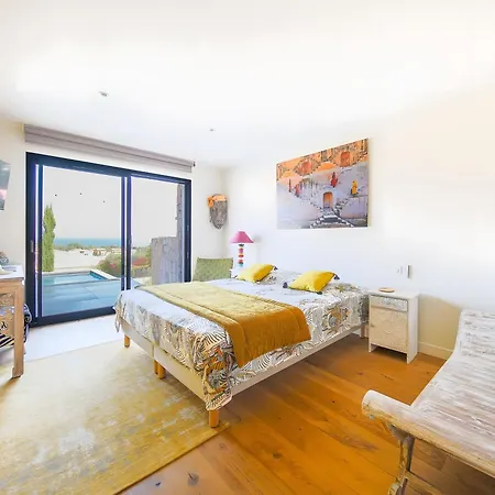 D'hotes Piscine Ile Rousse Bed & Breakfast