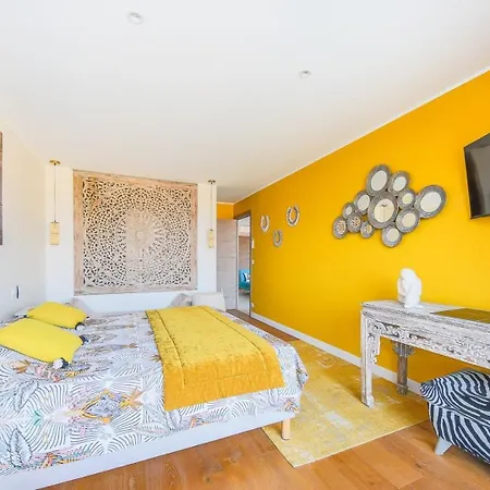 D'hotes Piscine Ile Rousse Bed & Breakfast Lozzi