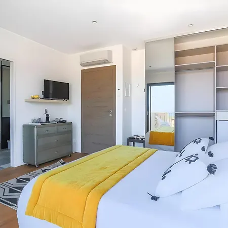 D'hotes Piscine Ile Rousse Bed & Breakfast Lozzi
