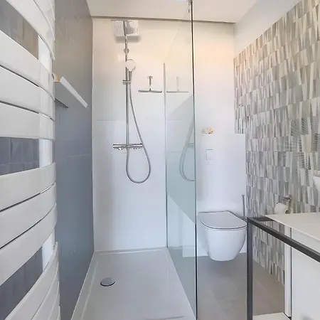 D'hotes Piscine Ile Rousse Bed & Breakfast Lozzi